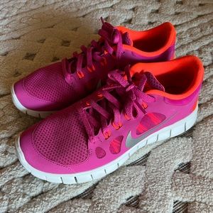 Nike Free Run 5.0 Youth 6.5 / Womens 7.5